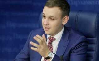 Со скольки лет можно стать помощником депутата