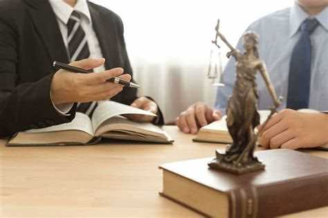 Консультирование сторон по правовым вопросам