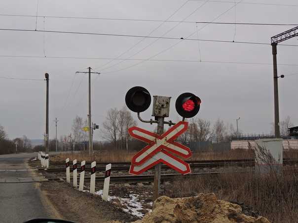 Технические параметры переезда, влияющие на необходимость регулирования